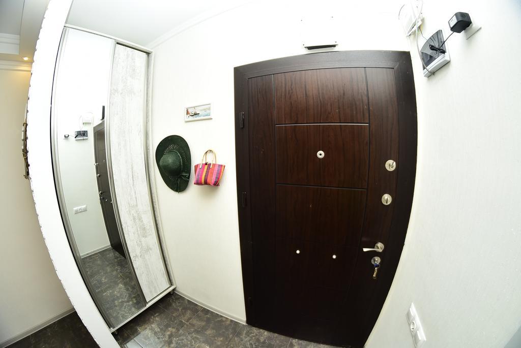 Stars Apartment Batumi Esterno foto